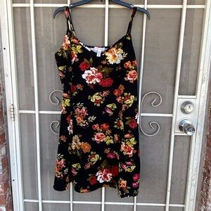 Beautiful flower design dress size 3xl